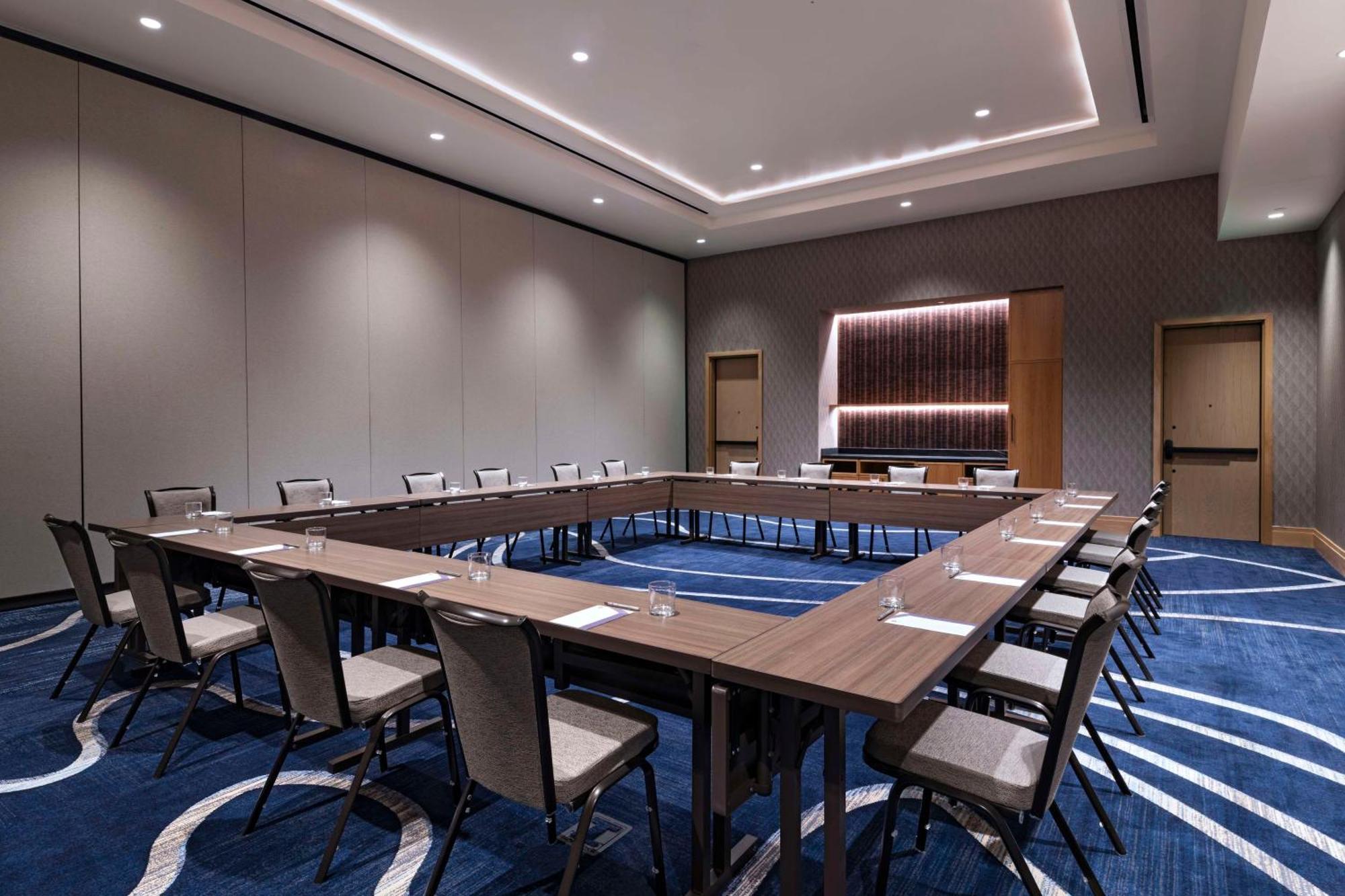 מלון Hyatt Regency קונרו מראה חיצוני תמונה